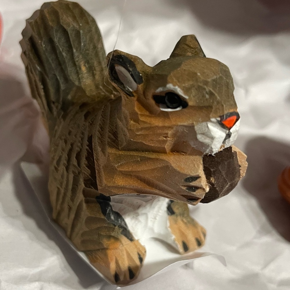 Hand-Carved Wooden Squirrel Figurine – Rustic Forest Decor
